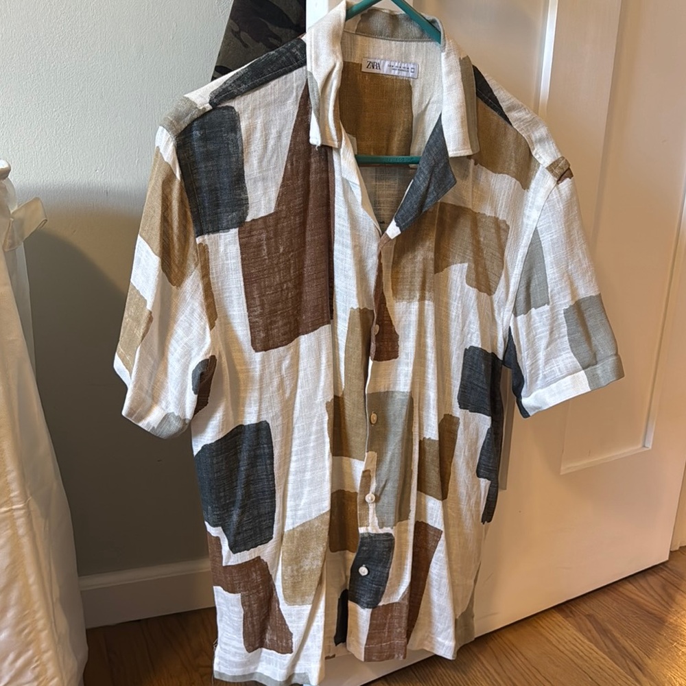 Zara Men's Casual Patchwork Shirt in multi color Brown, Black, and White